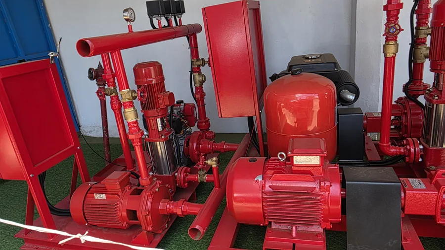 Fire pump sets with jockey pump, pressure vessel and control panels for fire-protection infrastructure